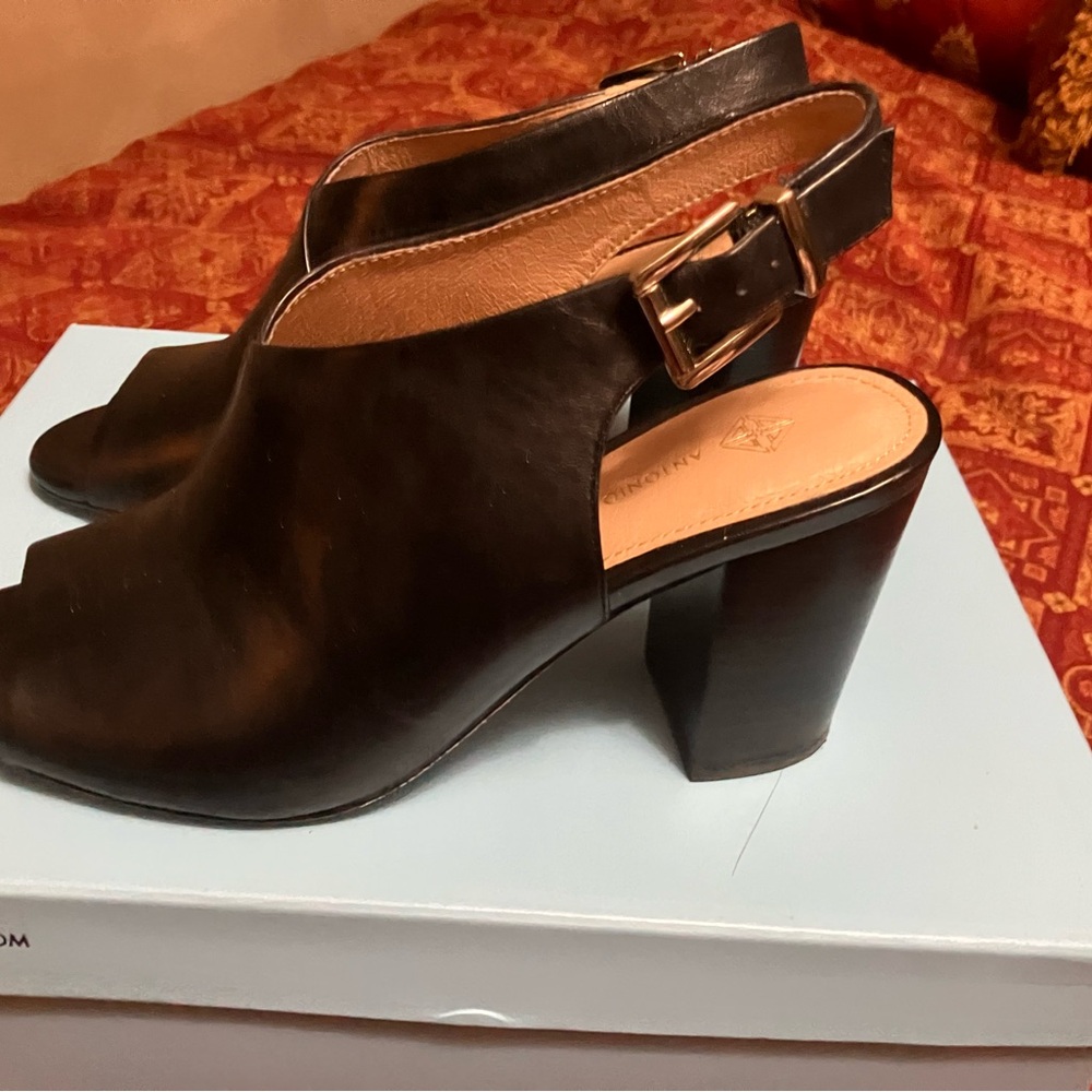 ANTONIO MELANI Black Open-Toe Heels